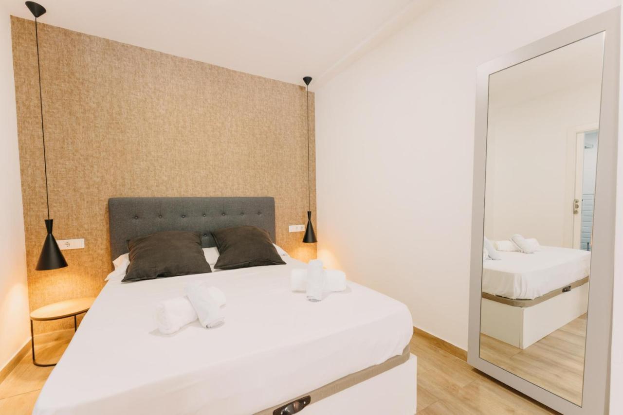 Coverlin Apartamentos San Francisco Málaga Kamer foto